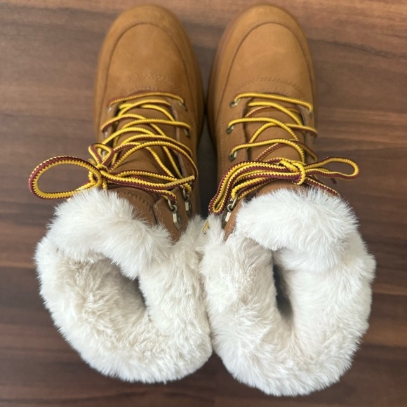 New Timberland Cortina Valley Winter Hiker WP Boot Size: 7.5 - Picture 9 of 12